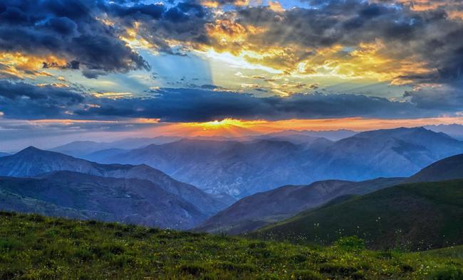 奥门管家婆大巴山一码一肖中,实践方案设计，探索神秘大巴山的自然奥秘与文化魅力,实地数据验证实施_进阶版93.23.93