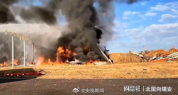 非常遗憾地告诉您，韩国客机爆炸事件造成了重大伤亡。据确认，事故造成了179人遇难。这是一起极其严重的航空事故，给遇难者家属和整个韩国社会带来了巨大的悲痛和震惊。，在此，我们对遇难者表示深切的哀悼和诚挚的慰问，同时也对遇难者家属表示诚挚的慰问和支持。我们希望相关部门能够彻底调查事故原因，并采取必要措施，以确保类似事故不再发生。