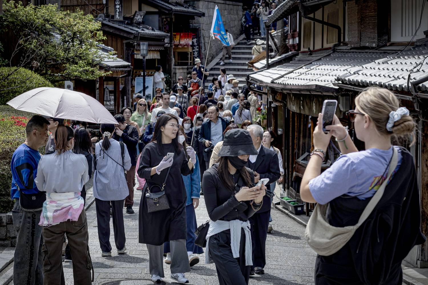 赴日旅游火爆：代购从泰国转战日本